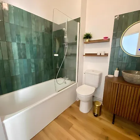 St Croix Appartement Style Haussmannien Lumineux 