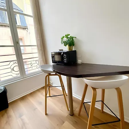 St Croix Appartement Style Haussmannien Lumineux 