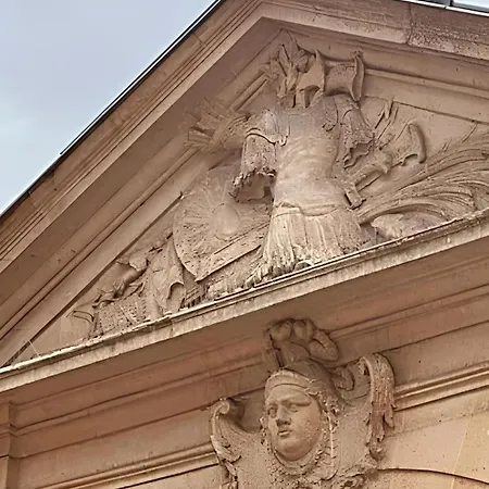 St Croix Appartement Style Haussmannien Lumineux 